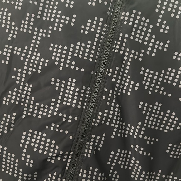 Girls, lands’ End jacket, size M (10-12). Bundle and save or make an offer! - Picture 3 of 3